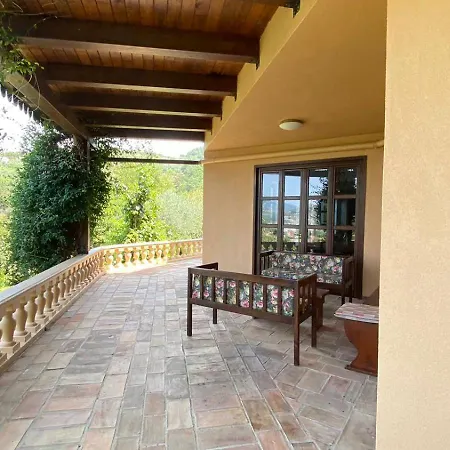 Mugs Pensionat Ljaknasi