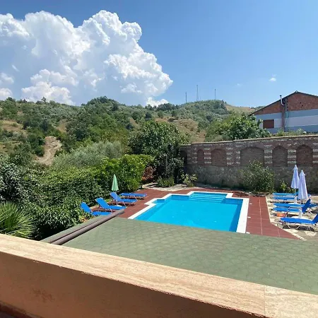 Pensionat Mugs Ljaknasi