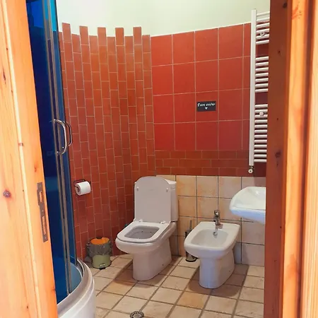 Mugs Pensión Ljaknasi