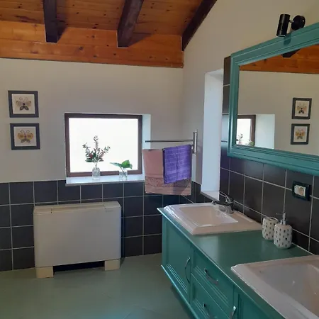 Pensión Mugs Ljaknasi