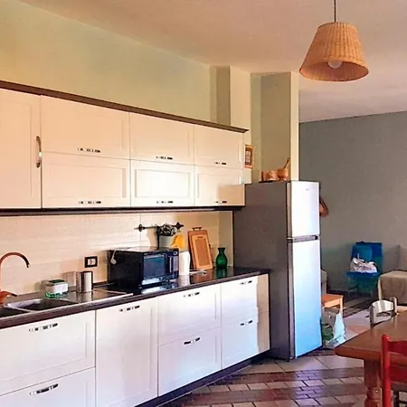 Mugs Pensión Ljaknasi