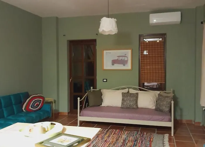 Mugs בית הארחה