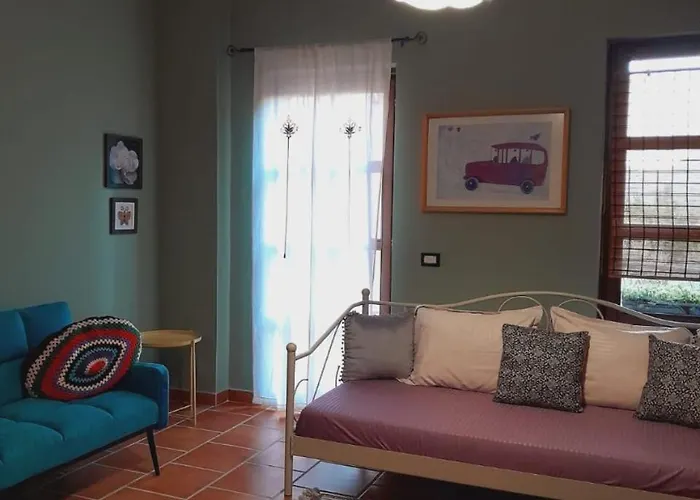 Mugs בית הארחה