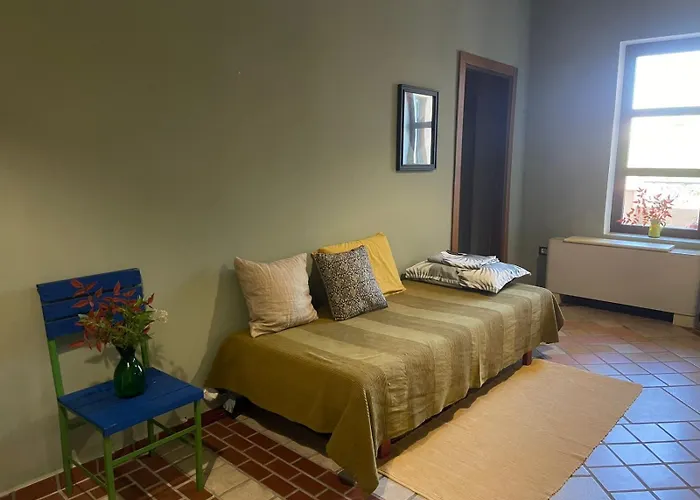 Mugs Guest house Laknas